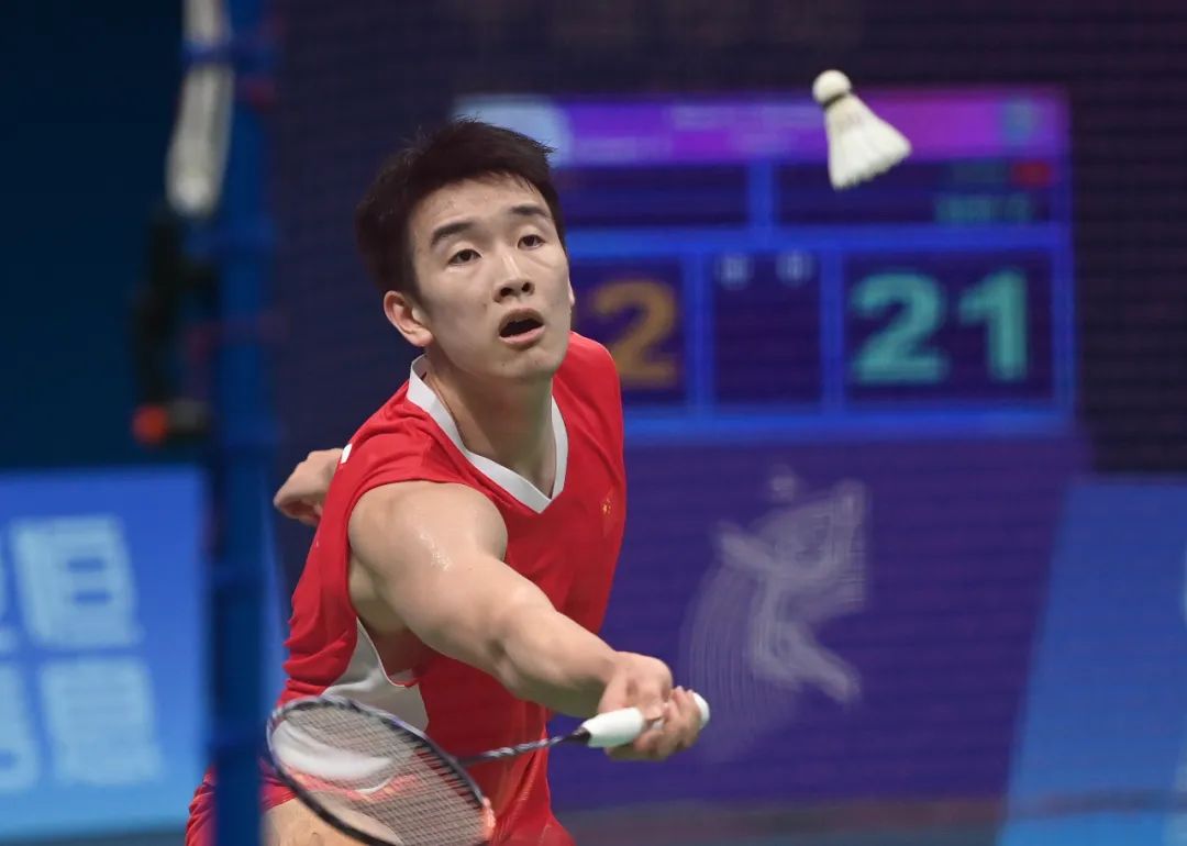 尤其是游泳 尤其是游泳