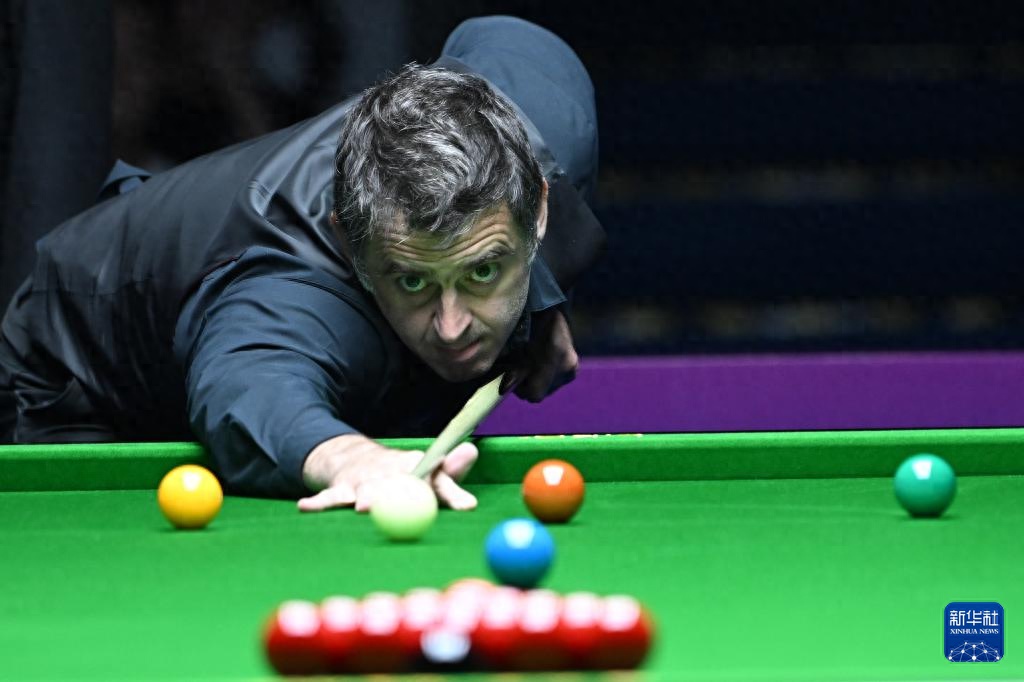 由于网球漏 由于网球漏