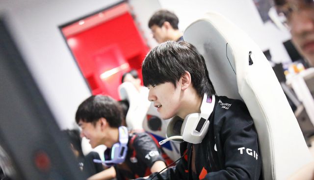 富冲击力 富冲击力