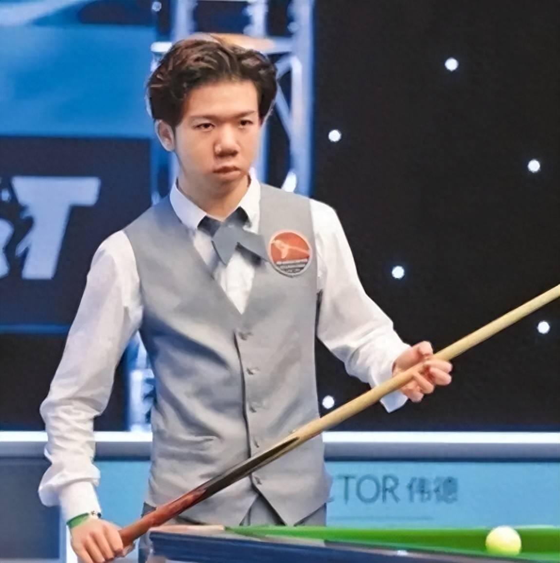 与托特纳姆 与托特纳姆