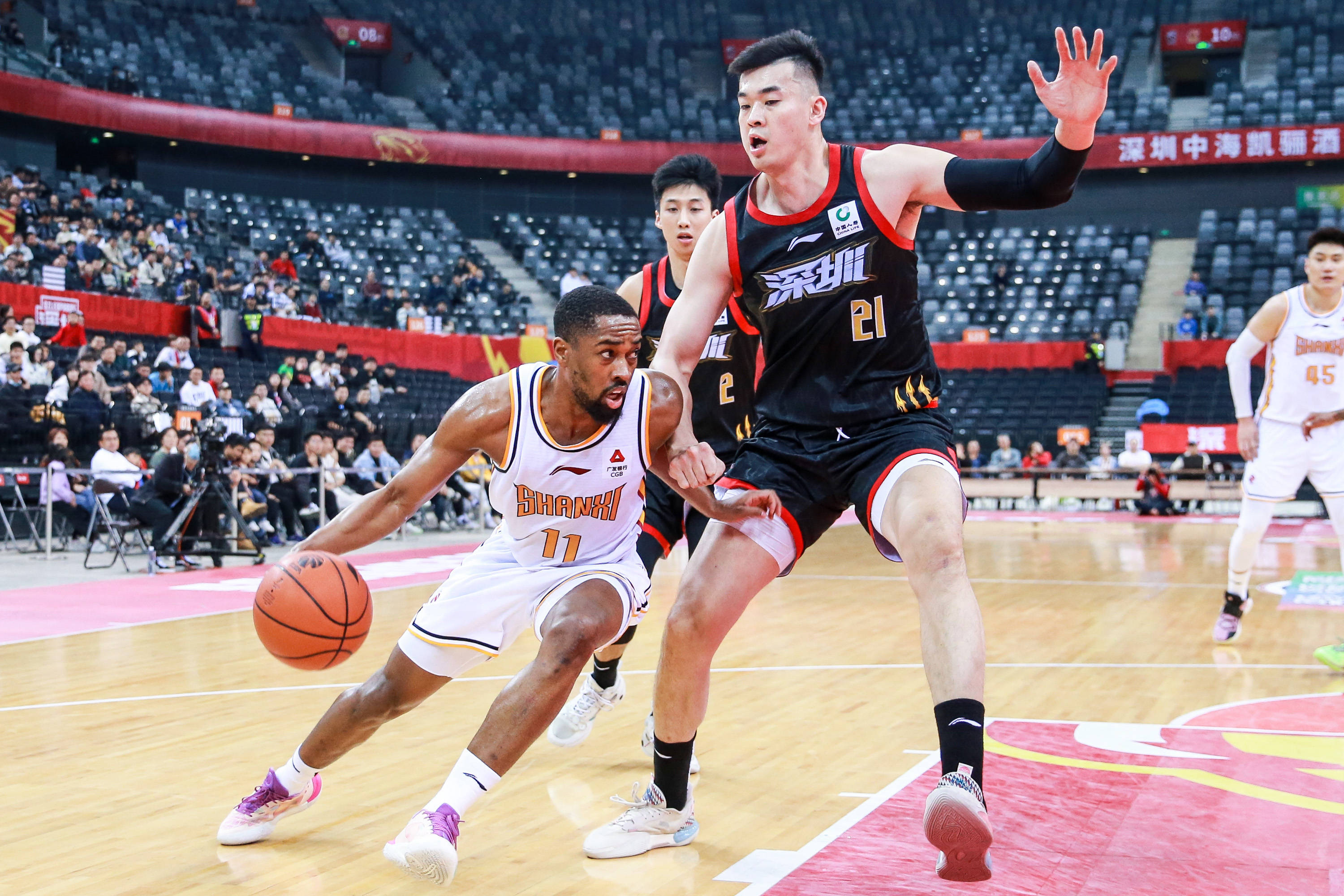 在现代国际 在现代国际